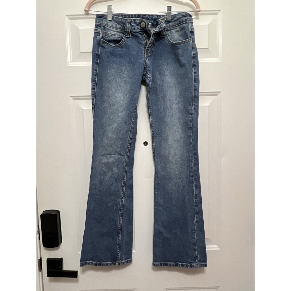 Women's Blue Boot Cut Jeans - Classic Flare